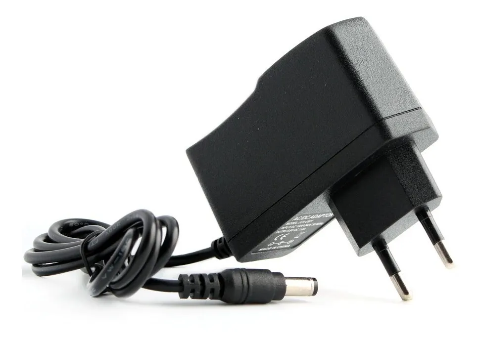 Fonte Bivolt 110 220v Saída Dc 9v 1a P4 100v A 240v